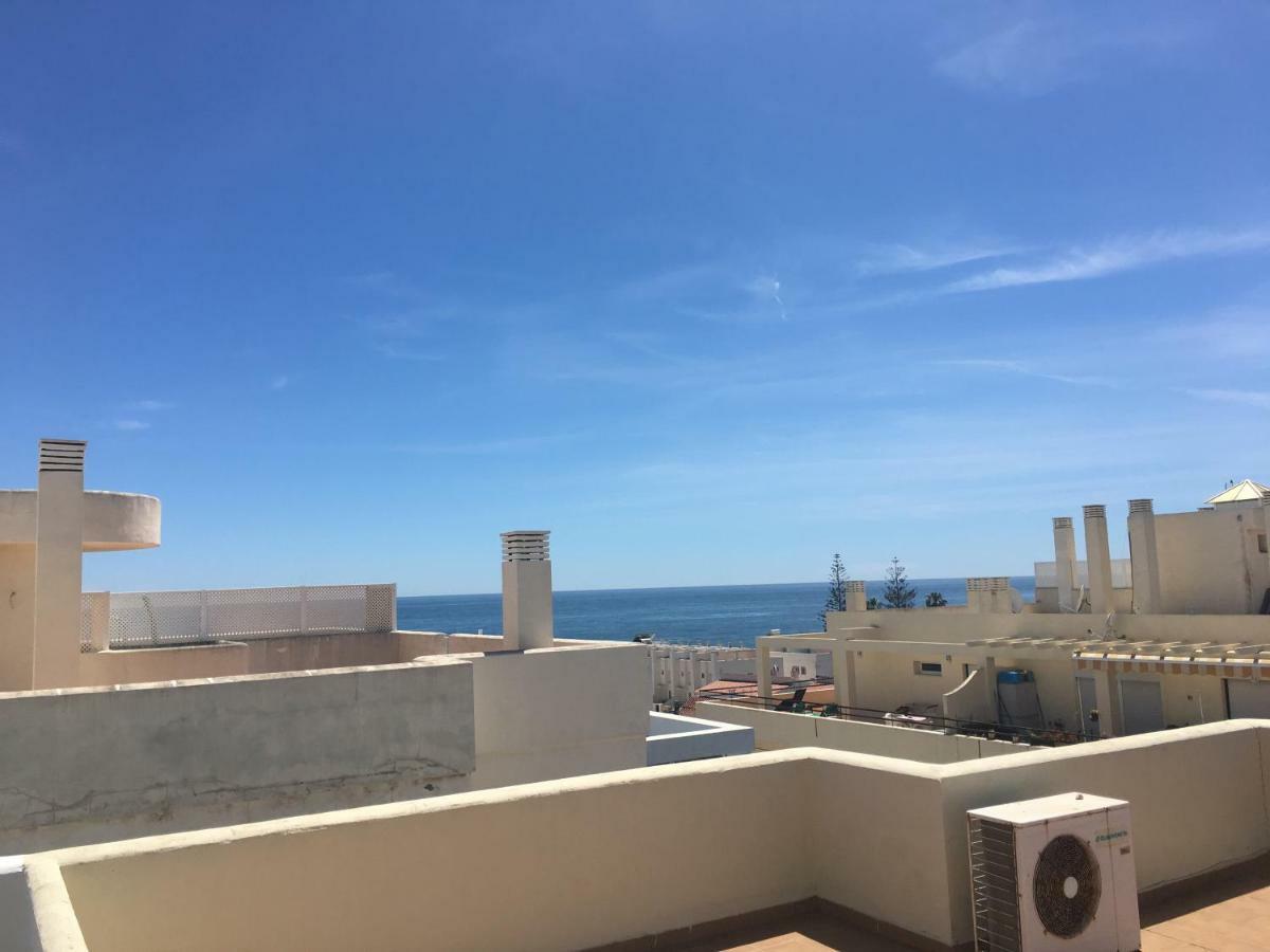 Apartamento Ático a 50 metros de la playa Will Rincón de la Victoria Exterior foto